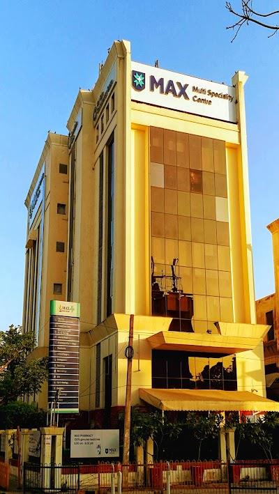Max Multi Specialty Centre, Noida