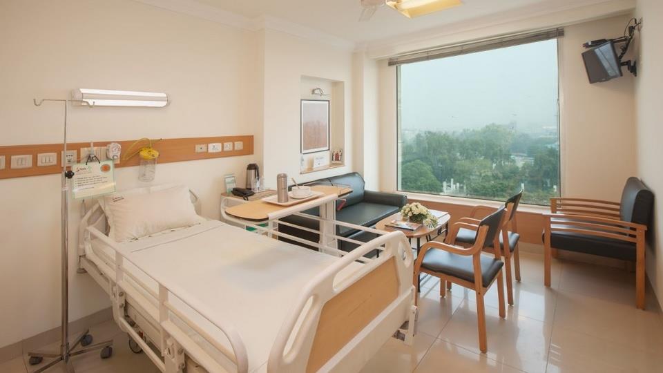 	Max Hospital, Patparganj-5